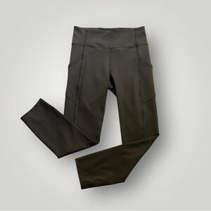 Lululemon Women’s Olive Leggings with Side Pockets! Size 4